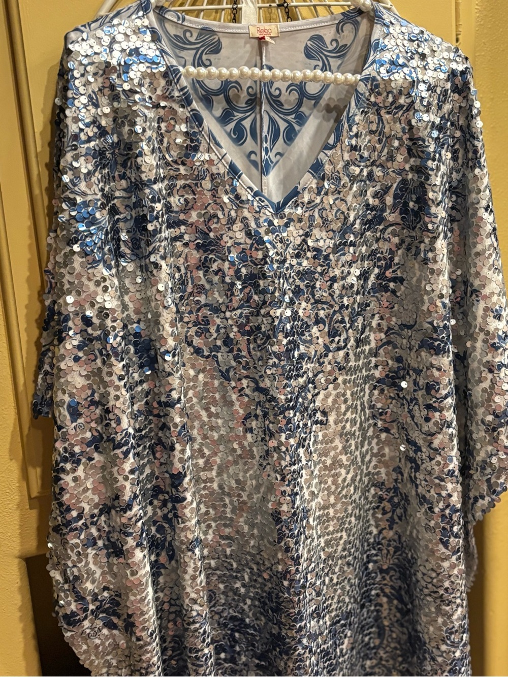 Reba Sequined V-Neck Floral Tunic - Blue & White